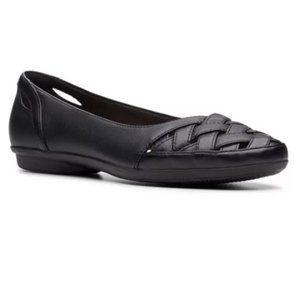 Clarks Gracelin Maze Black Leather Flats